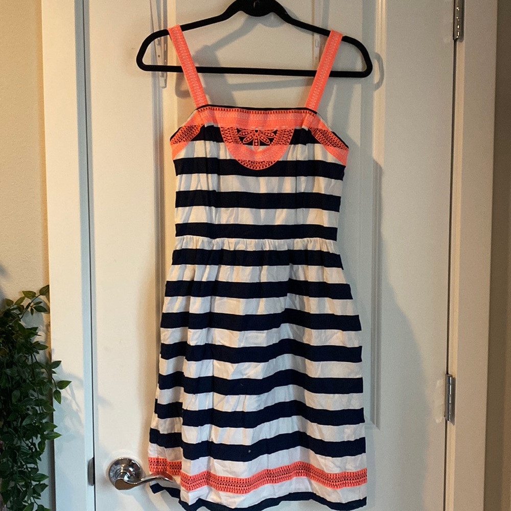 Vineyard Vines Striped Dress with Embroidery Detail